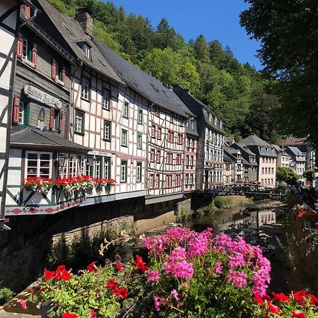 Apartment Am Fluss Im Haus An Der Rur Monschau Exteriér fotografie